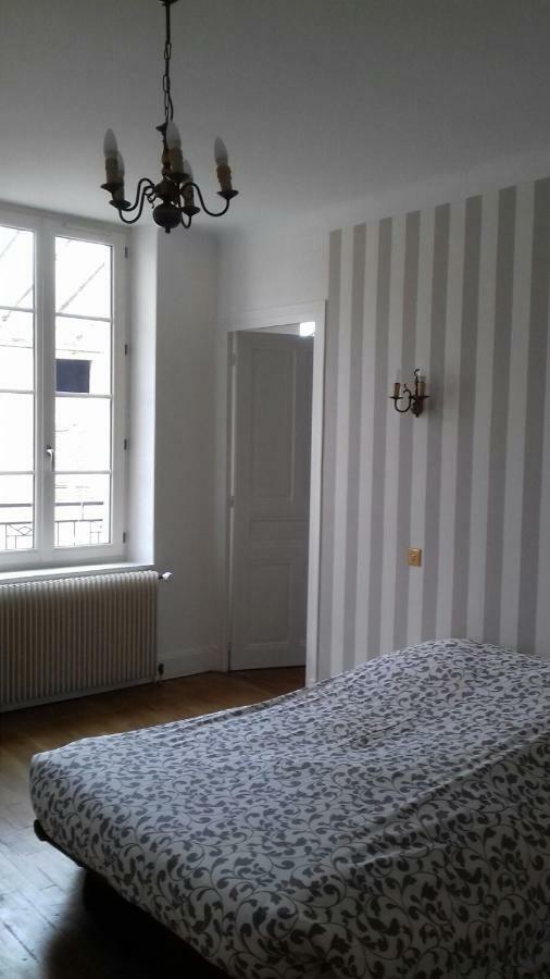 Gite Au Coeur De Volnay Бон Экстерьер фото